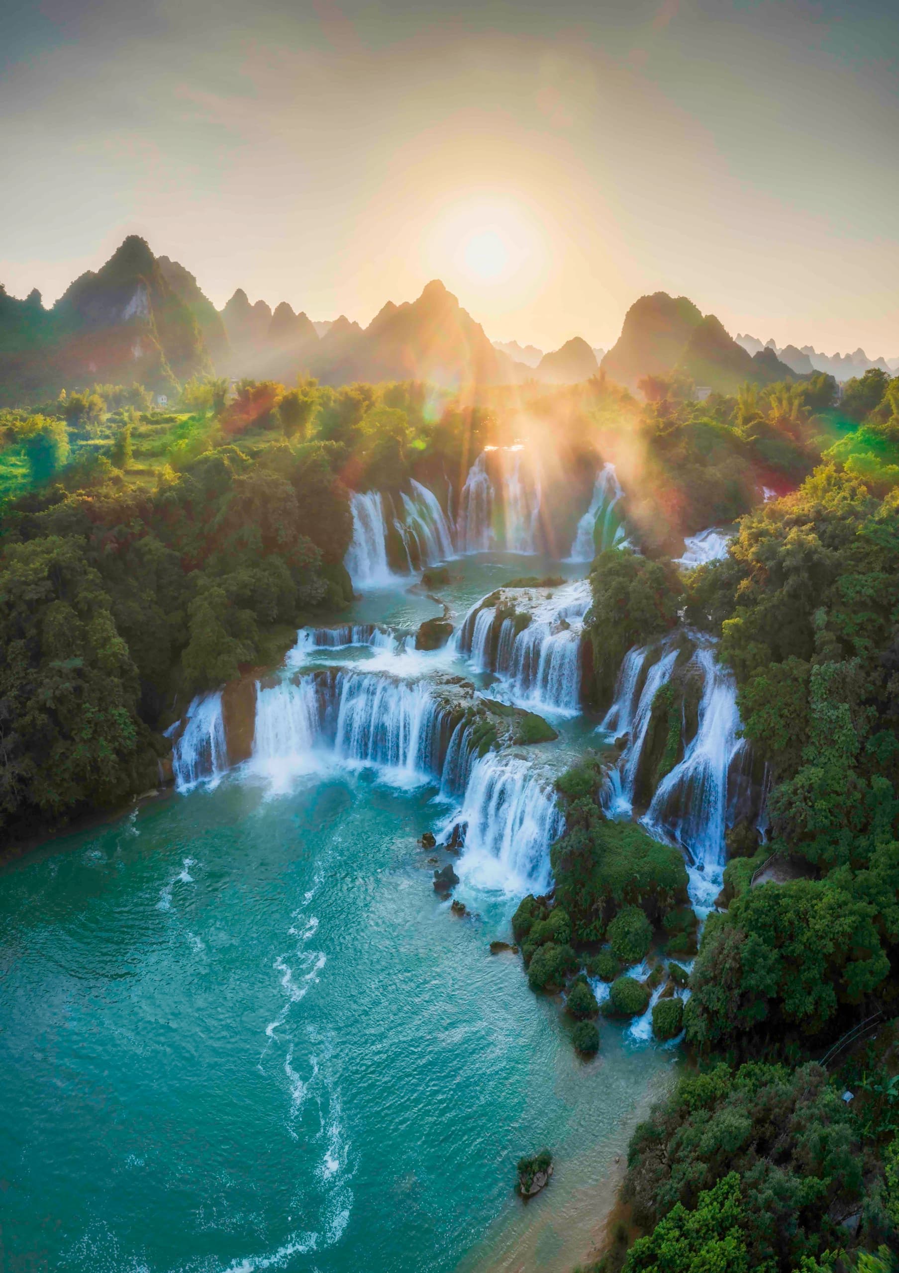 Bản Giốc Falls at Sunrise